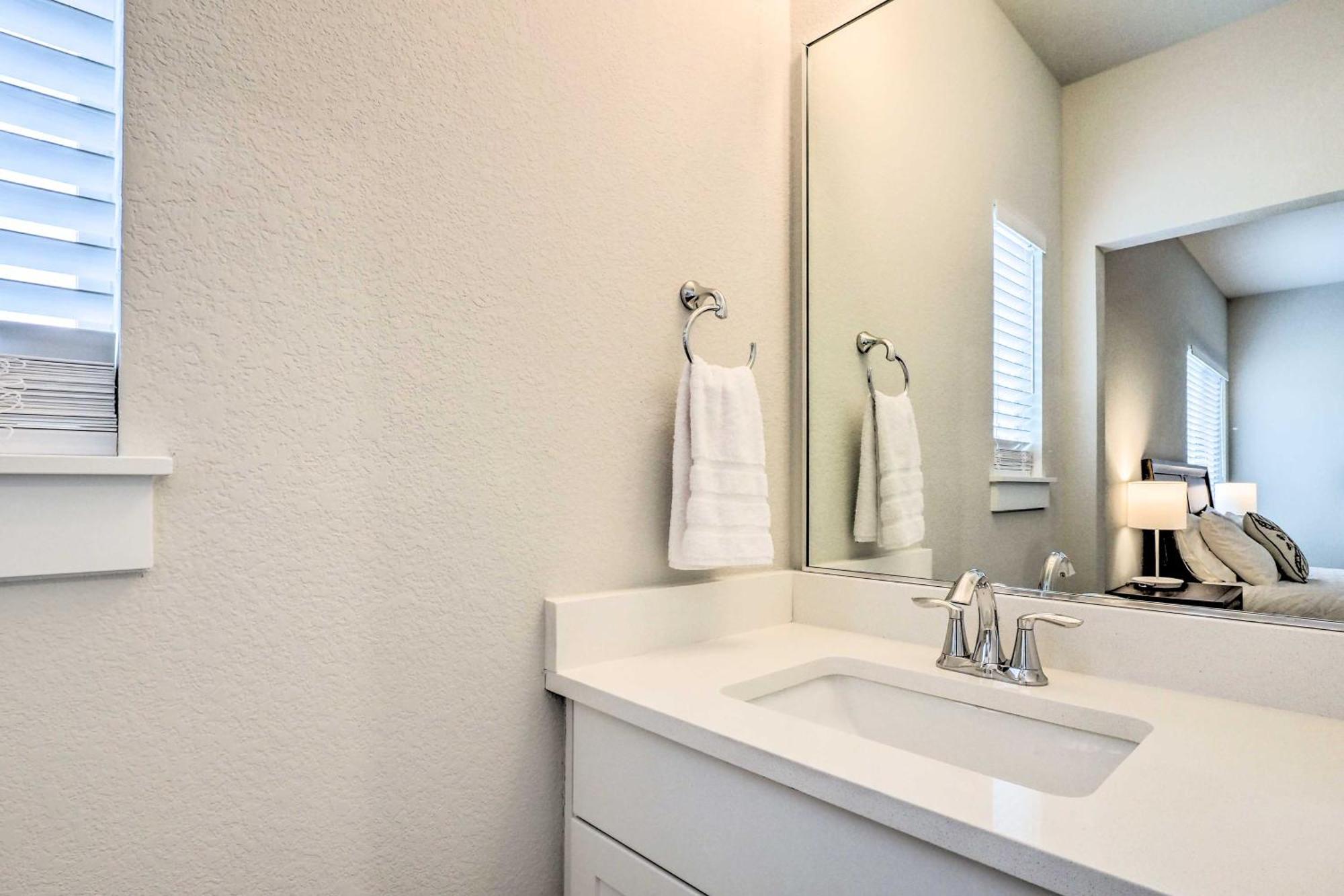 Gorgeous Georgetown Home, Walk To The Square! Ngoại thất bức ảnh